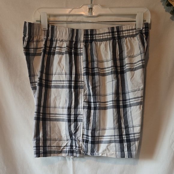 American Eagle Outfitters Black and White Plaid Boxer Shorts Size Large - Picture 3 of 5